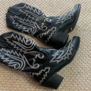 Billini brand Utica new boots